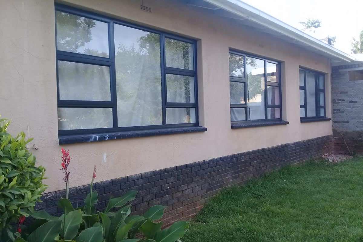 Windows by Felix Glass in Kempton Park – photo 62